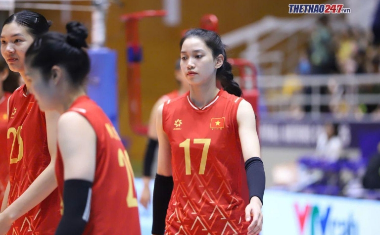 Trực tiếp bóng chuyền nữ Việt Nam 0-0 Úc: Khởi động