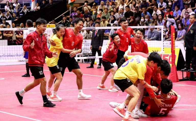 Hạ đẹp Thái Lan, cầu mây Việt Nam lọt chung kết giải thế giới