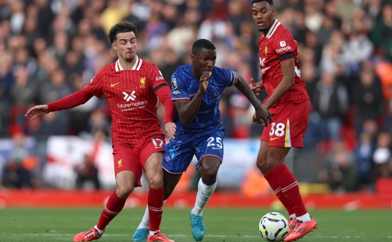 Trực tiếp Chelsea 0-0 Liverpool: Trận đấu bắt đầu!