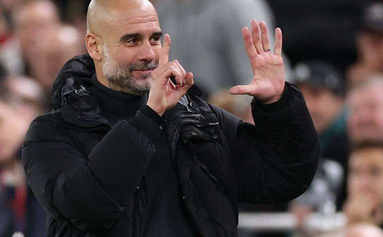 Guardiola đếm cúp để chuyển giao cho Liverpool?