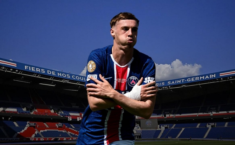 PSG duyệt chi 250 triệu Euro mua sao Chelsea