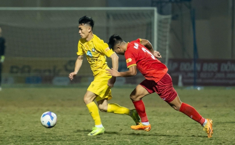 Trực tiếp PSM Makassar 0-0 Thanh Hóa: HLV Popov tất tay