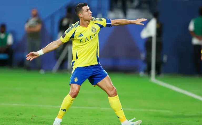 Trực tiếp Al Nassr 0-0 Damac: Ronaldo xuất chiến!