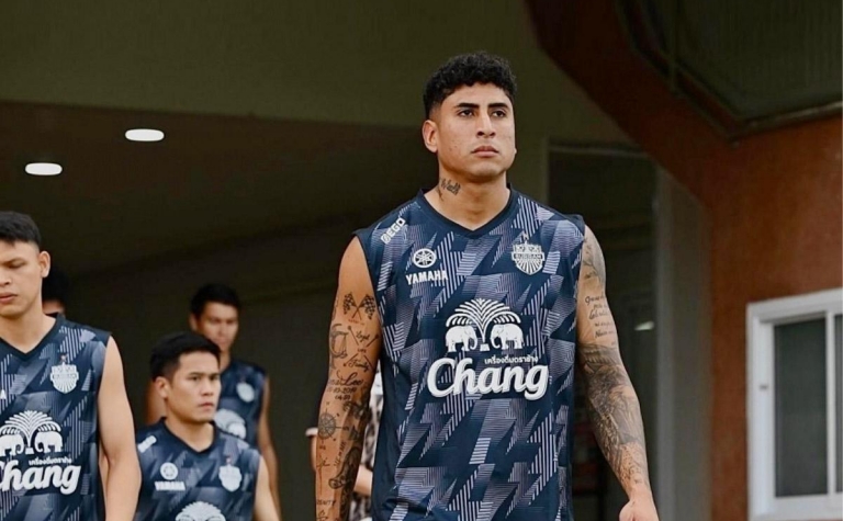 Rộ tin đồn cựu cầu thủ Real Madrid sắp cập bến V-League