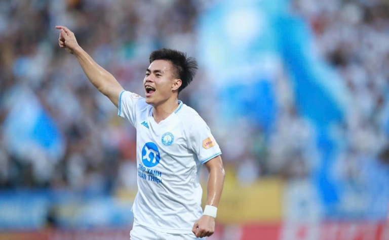 Trực tiếp Nam Định 2-0 Thanh Hóa: Chủ nhà thăng hoa