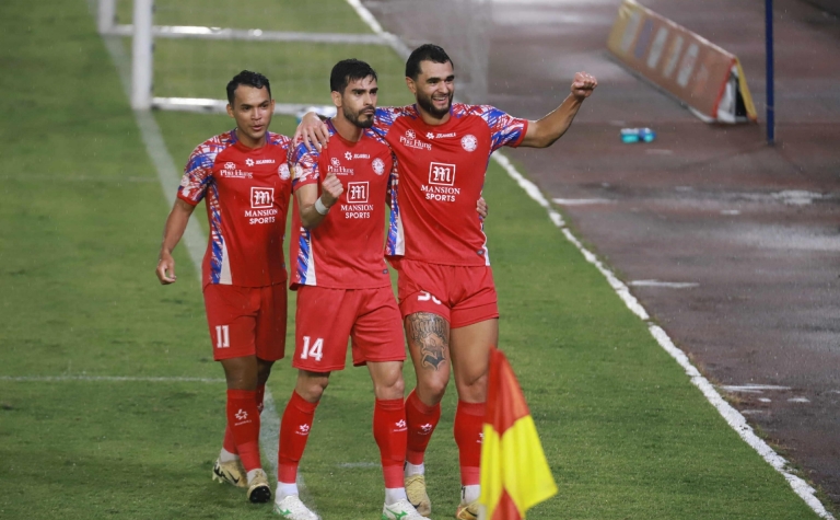 Trực tiếp Hà Nội 0-1 TP HCM: Bất ngờ cực lớn