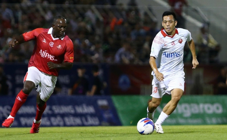 Trực tiếp Huyền thoại MU vs Việt Nam All Stars, 19h00 hôm nay 30/6