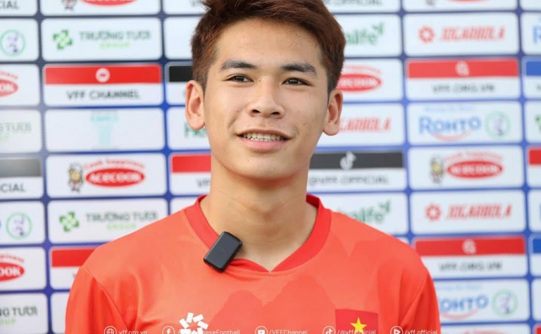 NÓNG: HLV Kim Sang Sik gọi gấp 1 cầu thủ lên U23 Việt Nam
