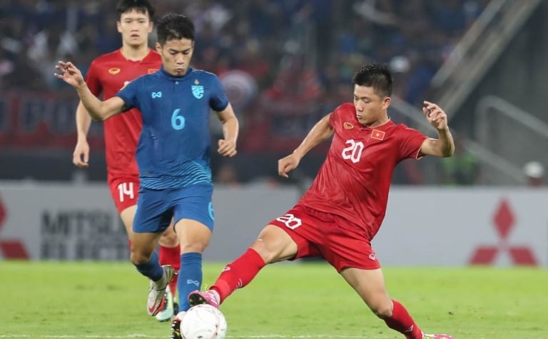 Trực tiếp bóng đá Việt Nam 0-0 Thái Lan: Nhập cuộc hứng khởi