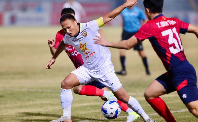 Trực tiếp CAHN 0-0 Hà Tĩnh: Khai cuộc hấp dẫn