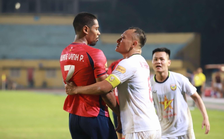 Trực tiếp CAHN 0-0 Hà Tĩnh: Bế tắc