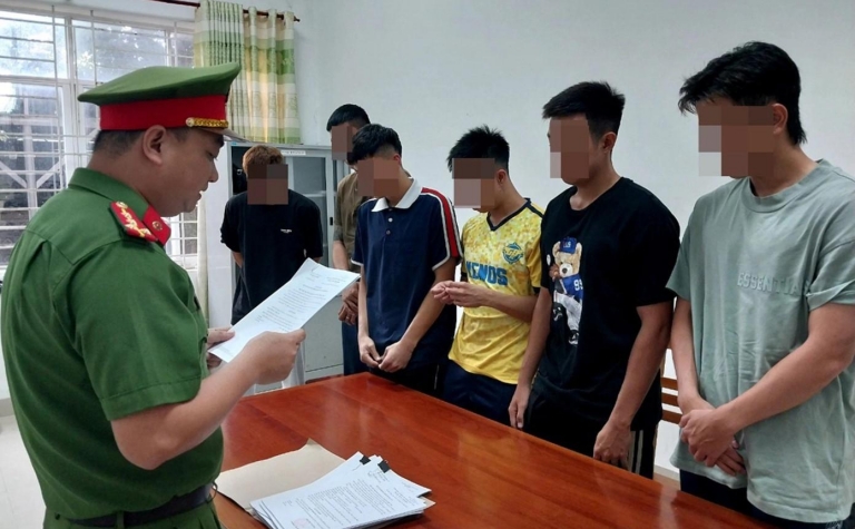 6 cầu thủ Việt Nam lĩnh tổng cộng 38 năm tù vì bán độ
