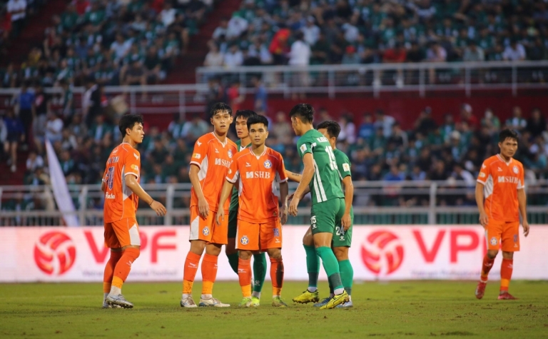 Công Phượng trượt penalty, Đà Nẵng chính thức dự V-League 2025/26
