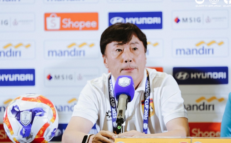 Thua 0-3, HLV U23 Lào thốt lên: 'U23 Việt Nam quá mạnh'