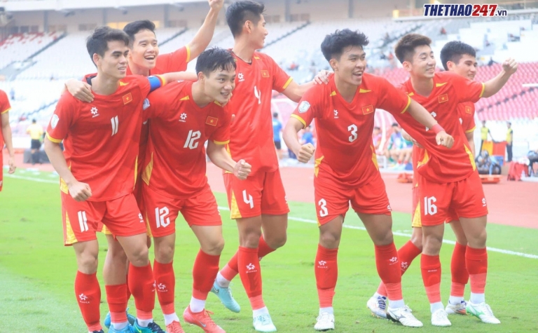 Trực tiếp U23 Việt Nam 2-1 U23 Philippines: Xuân Bắc nâng tỉ số