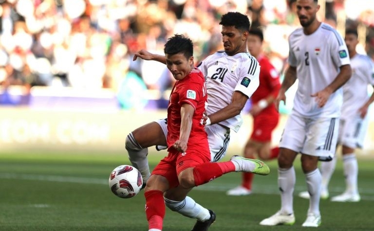 Trực tiếp Việt Nam 0-0 Iraq: Nhập cuộc hứng khởi
