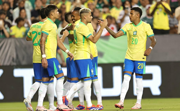 Kịch tính phút bù giờ, Brazil thắng nhọc nhằn Mexico