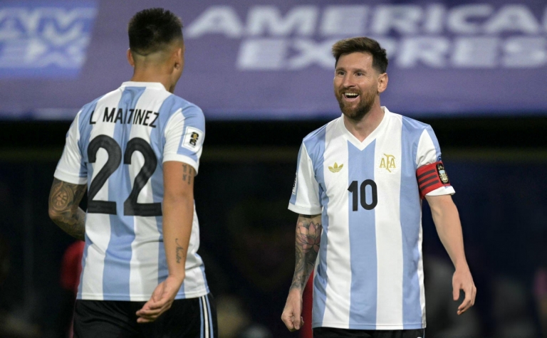 Messi kiến tạo, Argentina đánh bại Peru bởi siêu phẩm