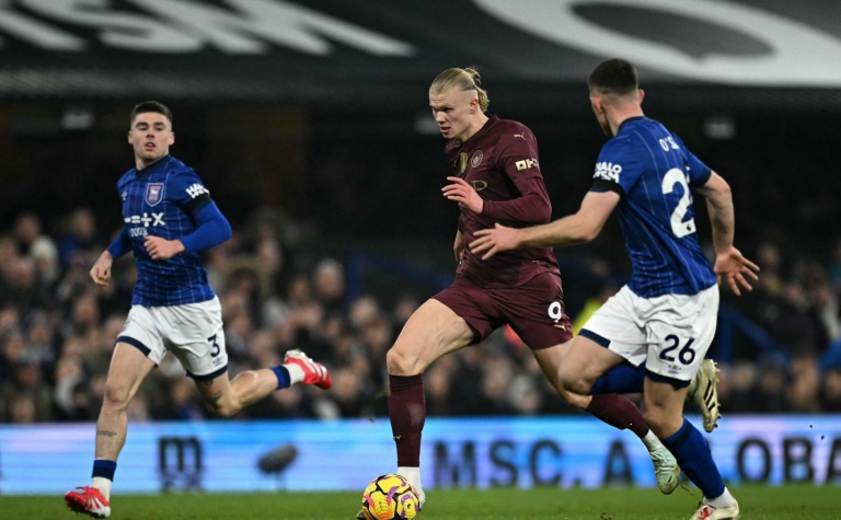 Trực tiếp Man City 1-0 Ipswich: Bàn mở tỷ số