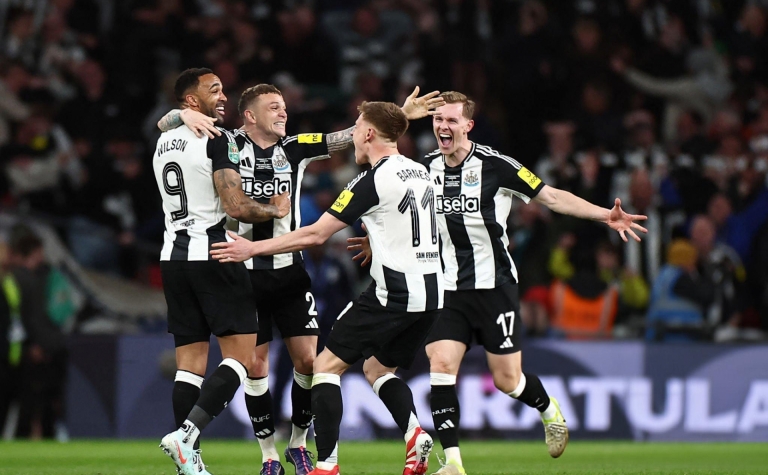 Hạ đẹp Liverpool, Newcastle lên ngôi Carabao Cup 2024/25