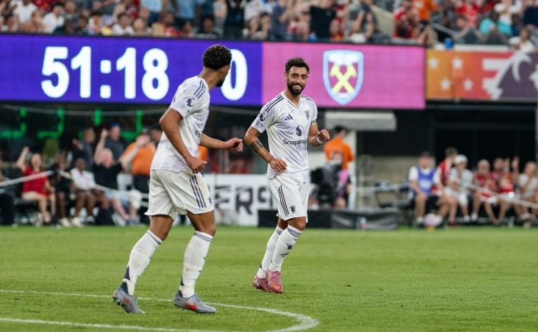 Bruno lập cú đúp, MU thắng chật vật West Ham