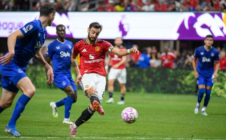 Hòa Everton, HLV Amorim giúp MU vô địch Premier League