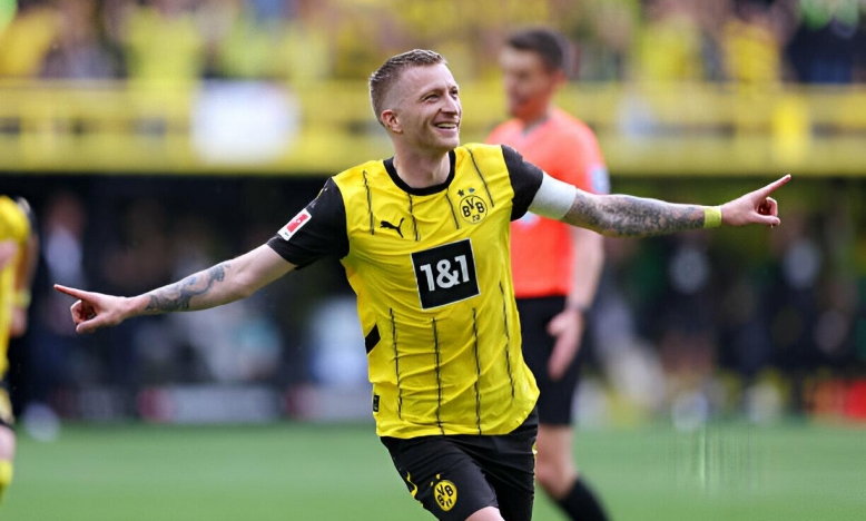 Trực tiếp Dortmund 2-0 Darmstadt: Hiệp 2 trở lại