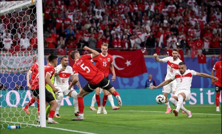 Thủ môn cứu thua xuất thần, Thổ Nhĩ Kỳ vào Tứ kết Euro 2024