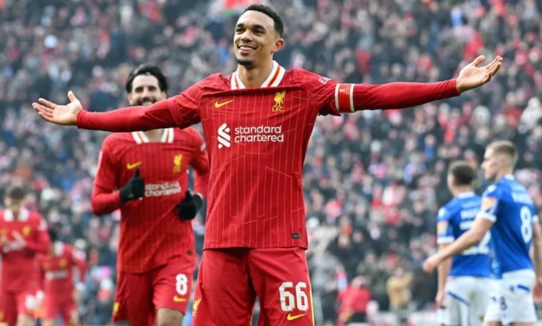 Alexander-Arnold lập siêu phẩm, Liverpool thắng dễ Accrington