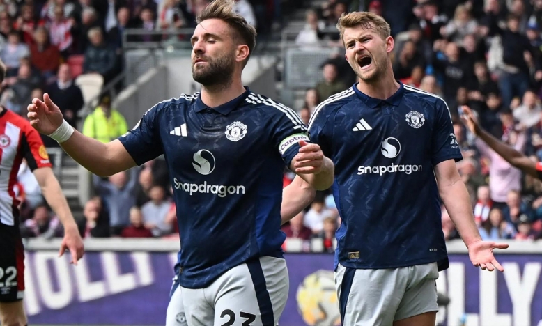 Trực tiếp Brentford 4-3 MU: Hy vọng vẫn còn