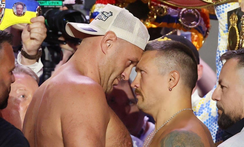 Trực tiếp boxing Tyson Fury vs Oleksandr Usyk: Usyk, Fury lên sàn