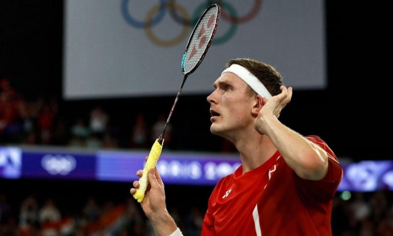 Đại thắng tay vợt Thái Lan, Viktor Axelsen bảo vệ thành công tấm HCV Olympic