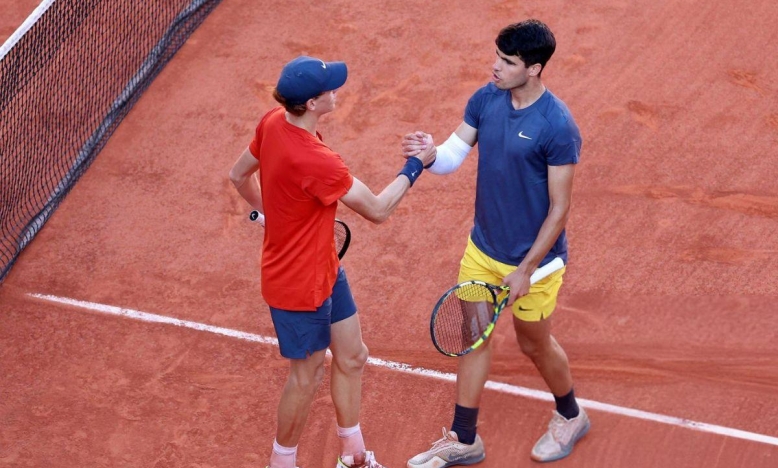 Trực tiếp tennis Jannik Sinner 0-0 Carlos Alcaraz: Thăm dò