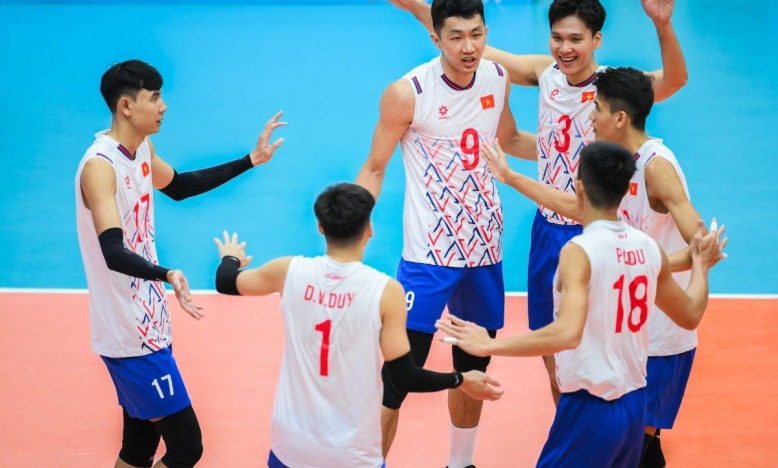 Thua trắng Thái Lan, bóng chuyền Việt Nam gặp 'núi cao' ở bán kết SEA Games 33