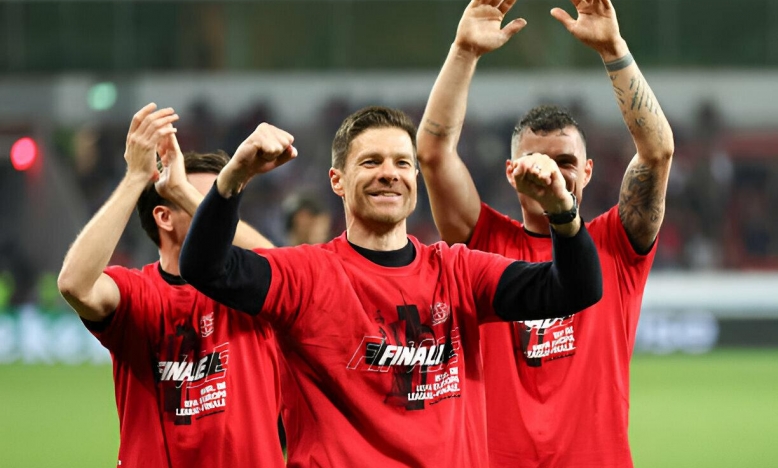 CHÍNH THỨC: Bayer Leverkusen lập kỷ lục bất bại vĩ đại nhất châu Âu