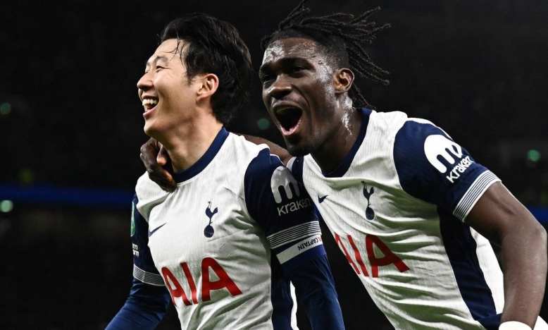 Trực tiếp Tottenham 0-0 Tamworth: Nghiền nát tí hon?