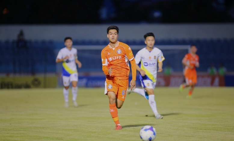 Xác định đội đá play-off tranh vé dự V-League với Bình Phước