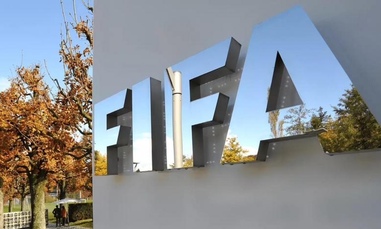 FIFA tiếp tục 'tước' danh hiệu của 8 CLB vĩ đại