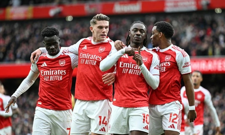 Trực tiếp Arsenal 2-1 Portsmouth: Lật ngược thế cờ