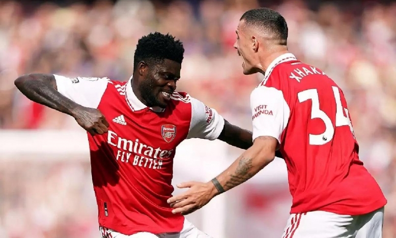 Cựu sao Arsenal nguy cơ ngồi tù vì cáo buộc hiếp dâm