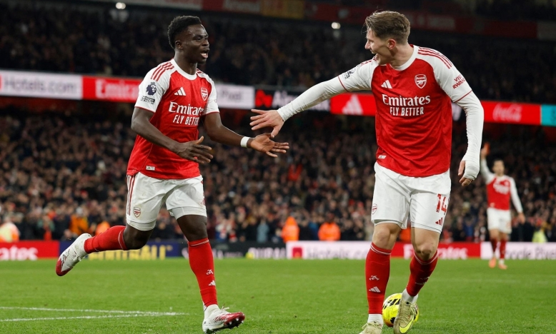 Sau vòng 14 Ngoại hạng Anh: Đỉnh cao Arsenal, bóng tối tại MU