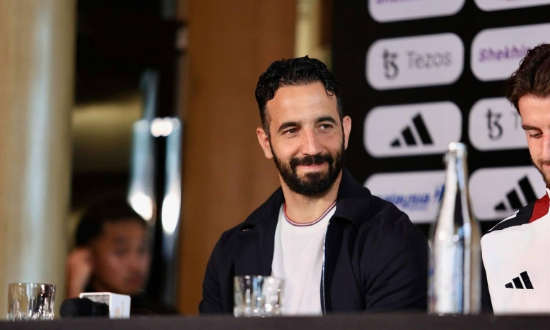 HLV Amorim: 'Tôi trân trọng trận đấu với ASEAN All-Stars'