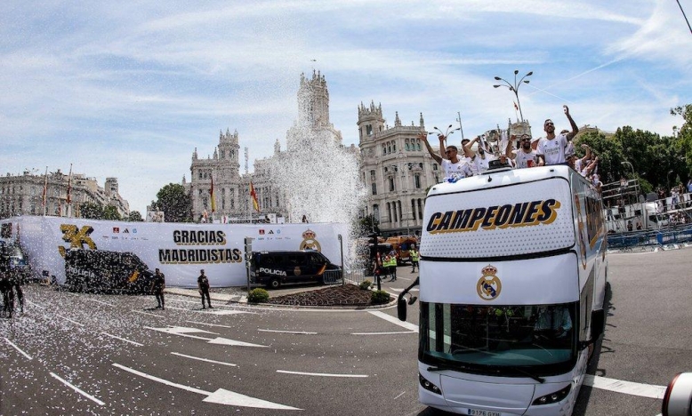 Real Madrid diễu hành mừng chức vô địch La Liga tại thủ đô Madrid
