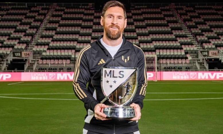 Vừa trở lại MLS, Messi lập tức nhận danh hiệu