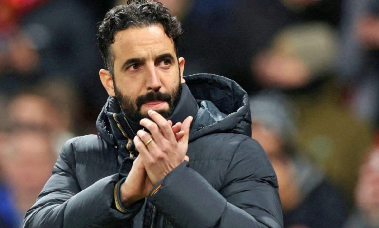 NÓNG: MU đàm phán huyền thoại thay thế Ruben Amorim