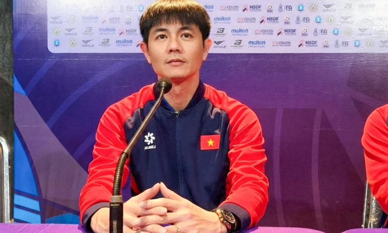 HLV tuyển Việt Nam nói gì khi thua ngược Thái Lan ở giải AFF