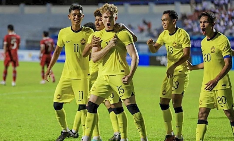Malaysia gọi 2 cầu thủ nhập tịch đá giải U23 Đông Nam Á