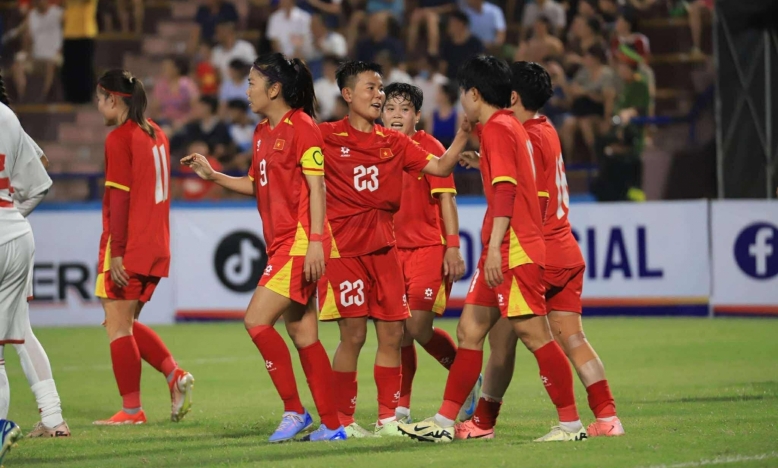 Trực tiếp nữ Việt Nam 3-0 UAE: Hoàn toàn áp đảo