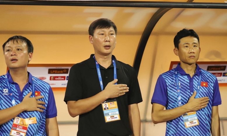 Chia tay ĐT Việt Nam, HLV Hàn Quốc có bến đỗ cực bất ngờ