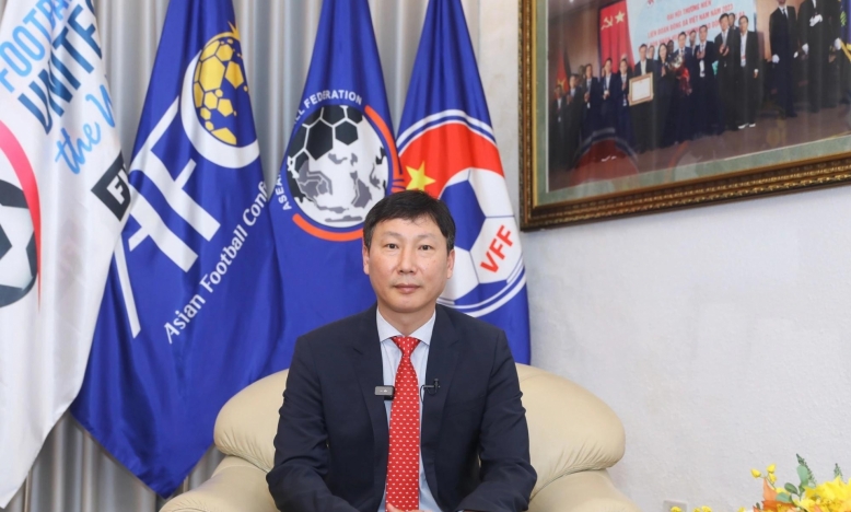 Hợp đồng của HLV Kim Sang Sik sắp hết hạn, chờ VFF ra quyết định quan trọng